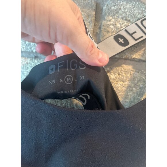 Figs Sports Bra - Picture 3 of 5